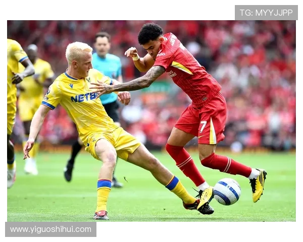 水晶宫足球队队员官网为粉丝提供的专属内容与独家采访报道